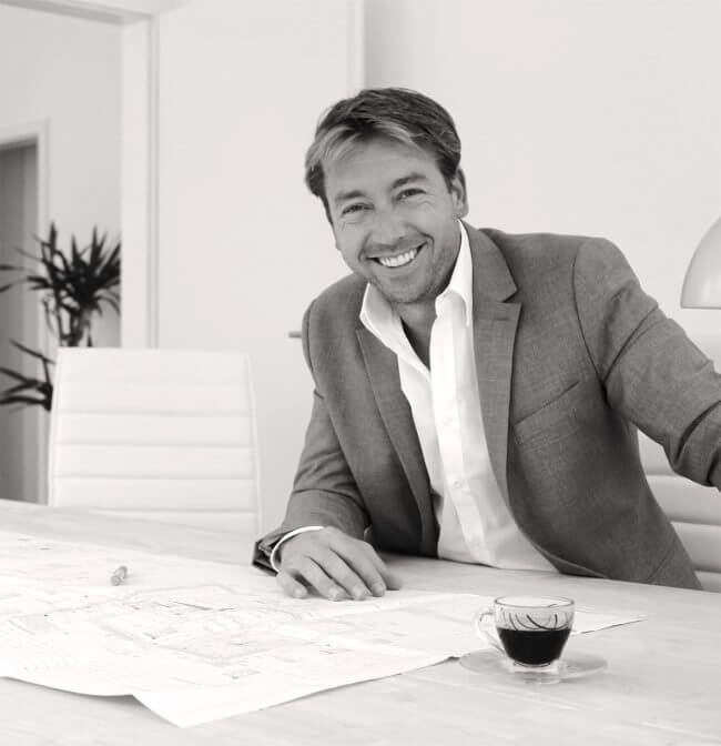 Jörg Aichinger, DEKRA-geprüfter Bausachverständiger für Kasendorf